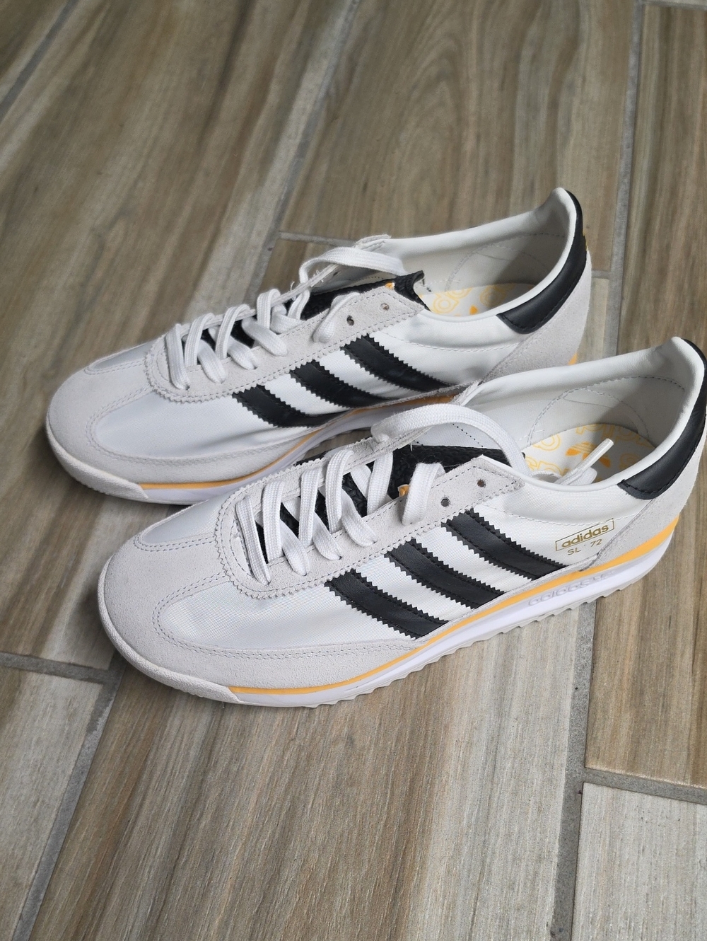 Adidas SL 72 RS Men’s White, Black & Yellow Retro Running Sneakers